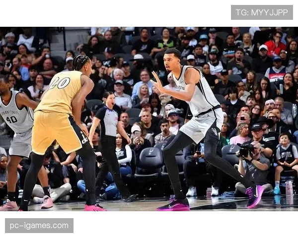 马刺客场击败猛龙豪取十连胜：文班亚马贡献21分17篮板，球队登顶实力榜